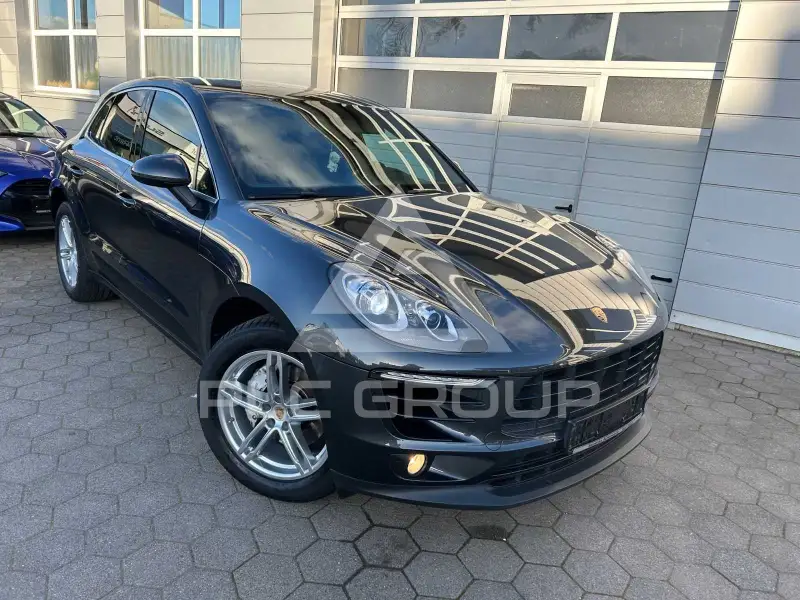 2016 Porsche MACAN