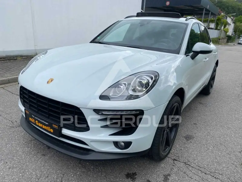 2016 Porsche MACAN