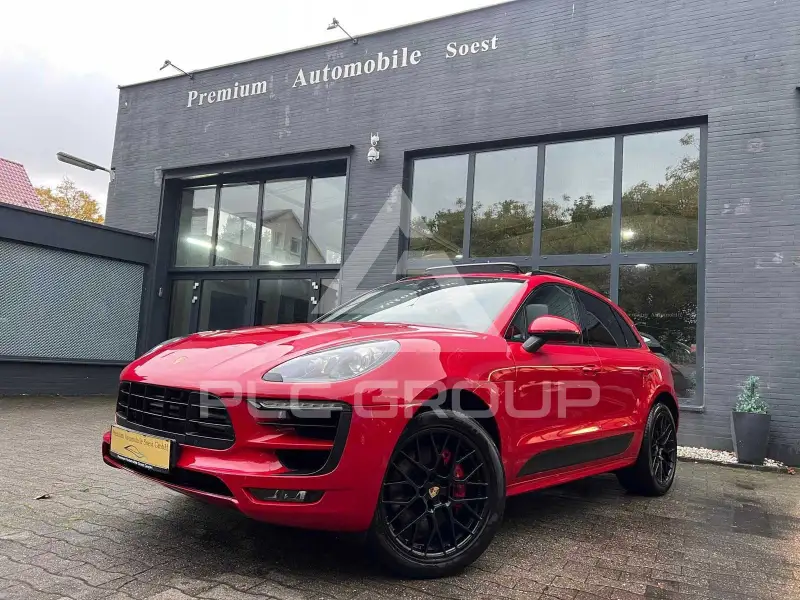 2016 Porsche MACAN