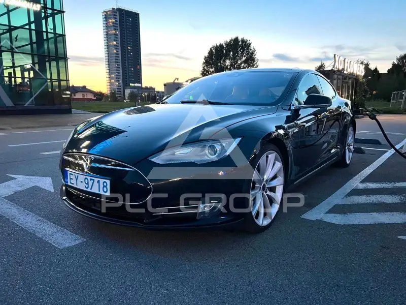 2016 Tesla Model S