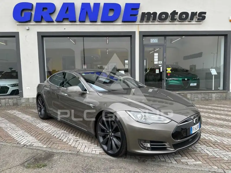 2016 Tesla Model S