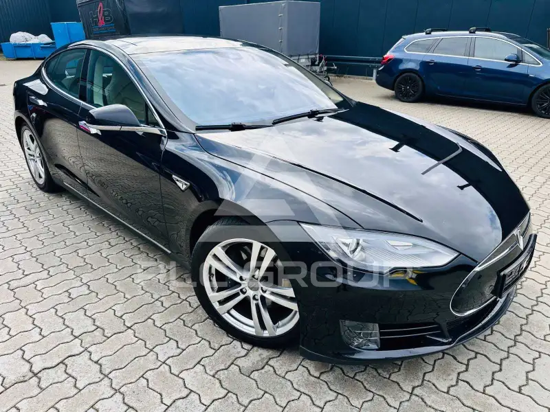 2016 Tesla Model S