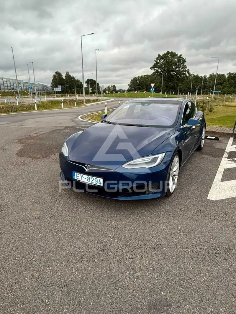 2016 Tesla Model S