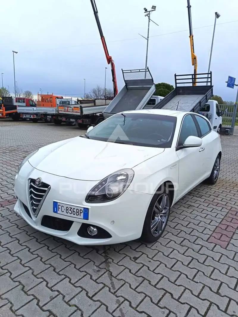 2016 Alfa Romeo Giulia