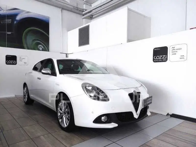 2016 Alfa Romeo Giulia