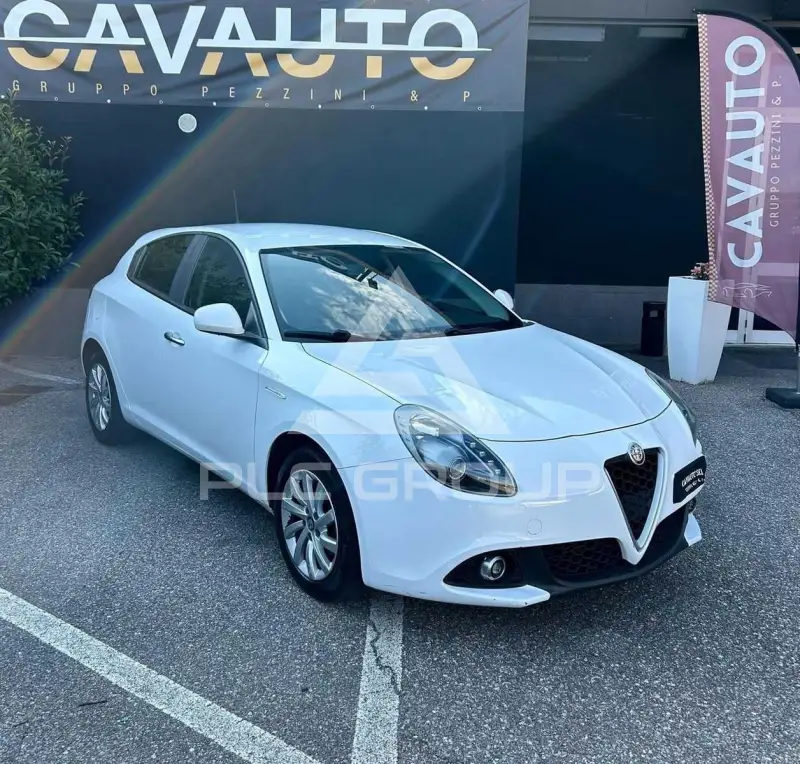 2016 Alfa Romeo Giulia