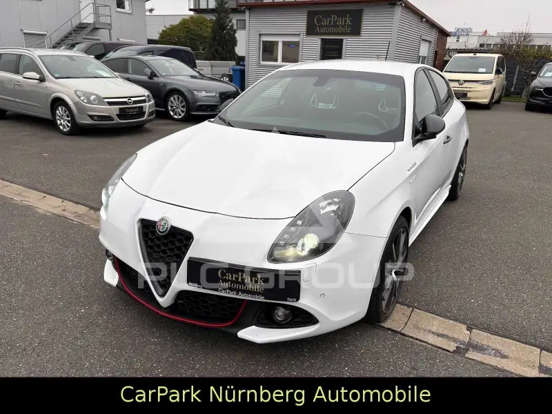 2016 Alfa Romeo Giulia