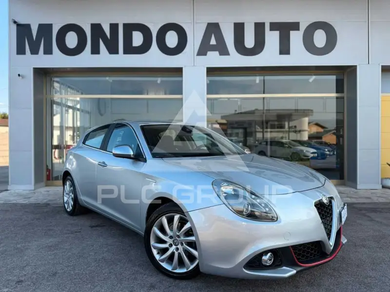 2016 Alfa Romeo Giulia