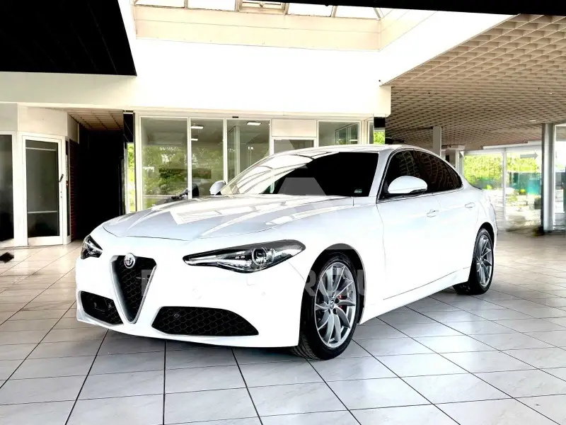 2016 Alfa Romeo Giulia