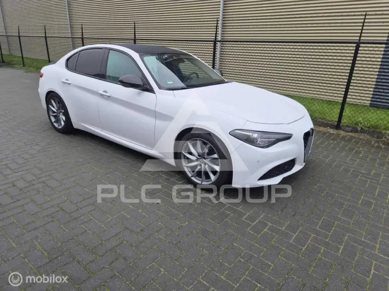 2016 Alfa Romeo Giulia