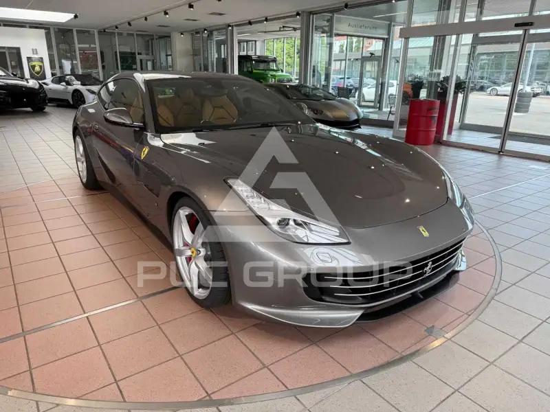 2016 Ferrari GTC4