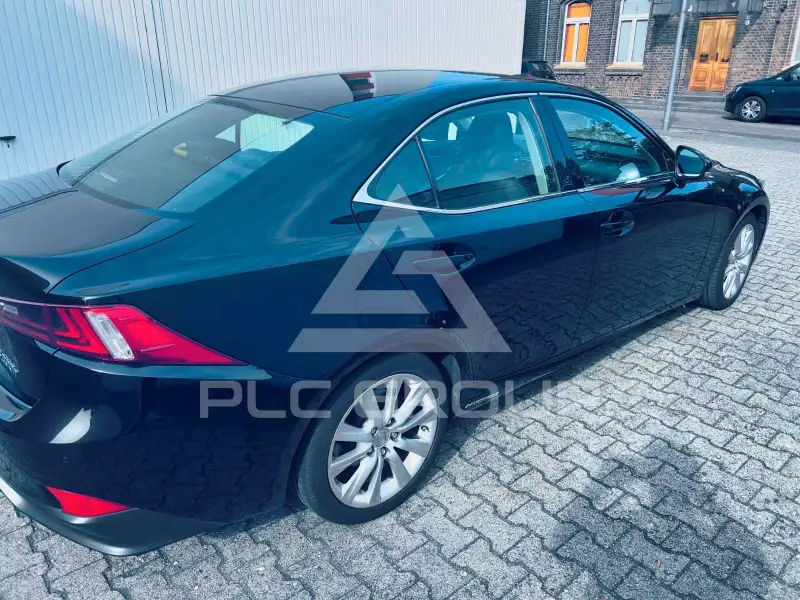 2016 Lexus IS300