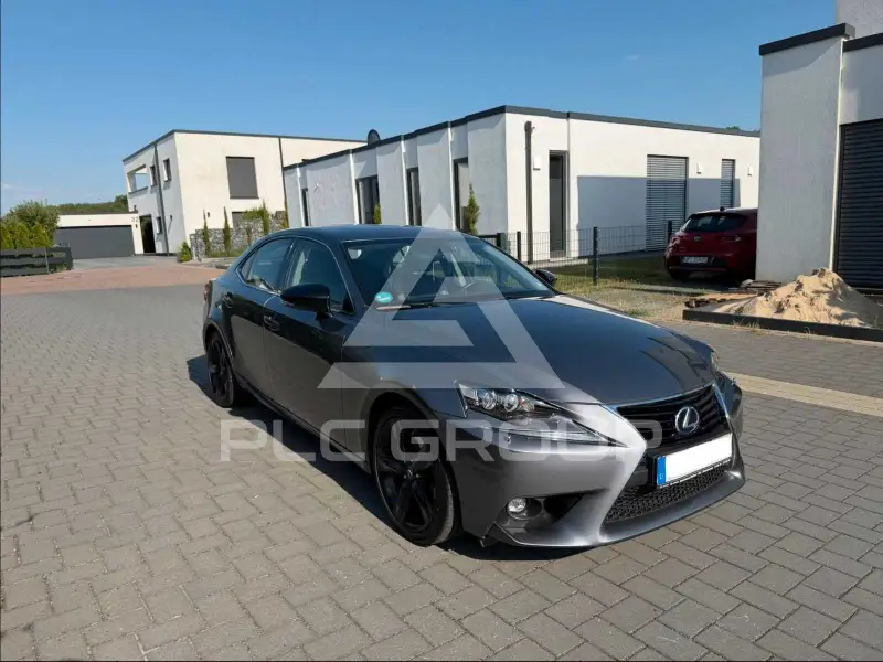 2016 Lexus IS300