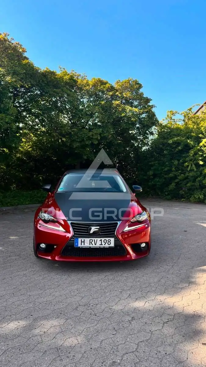 2016 Lexus IS300