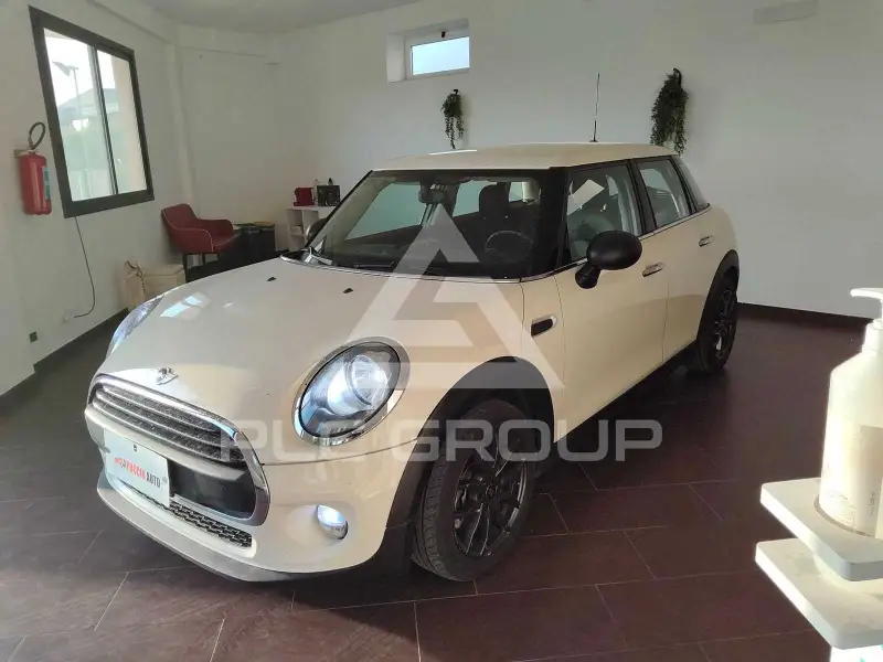 2016 Mini COOPER