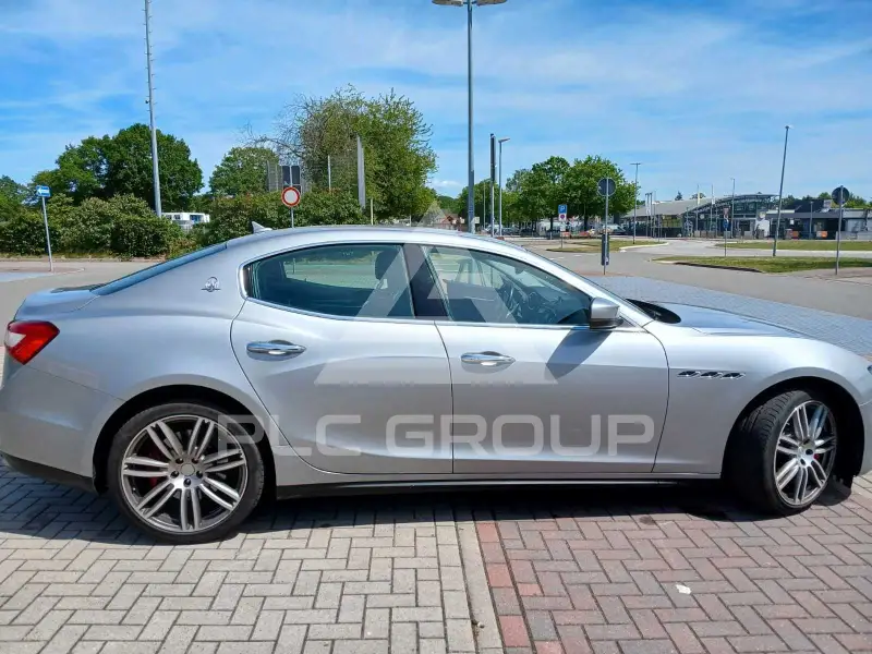 2016 Maserati GHIBLI