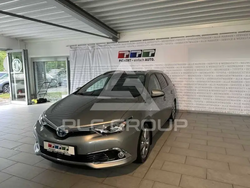 2016 Toyota AURIS