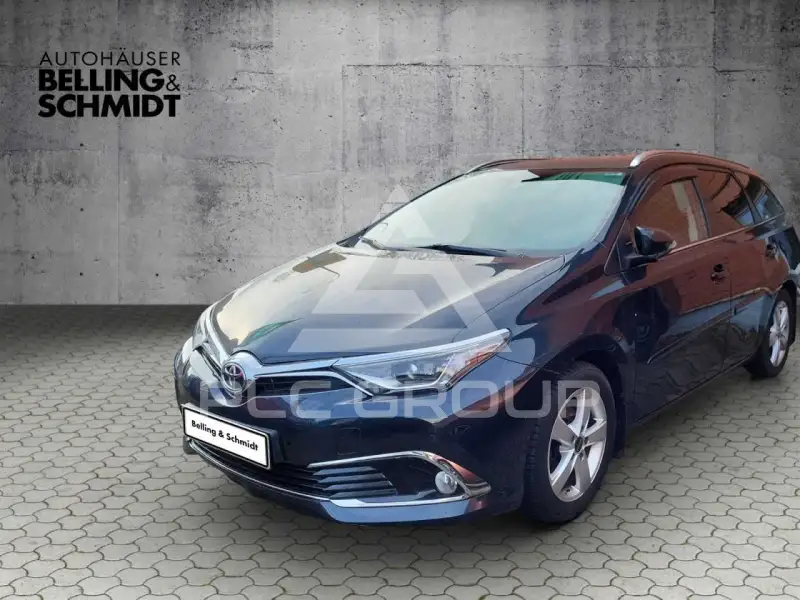 2016 Toyota AURIS
