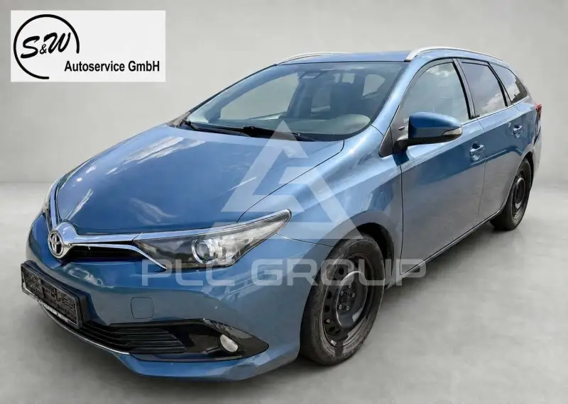 2016 Toyota AURIS