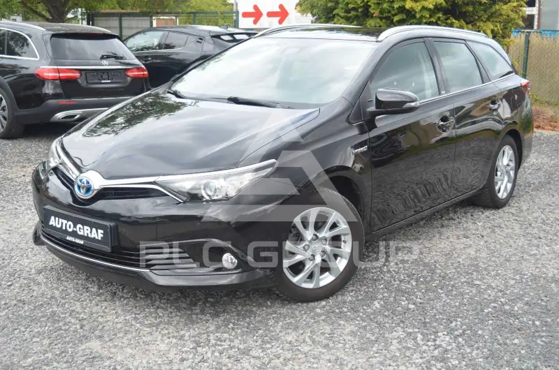 2016 Toyota AURIS