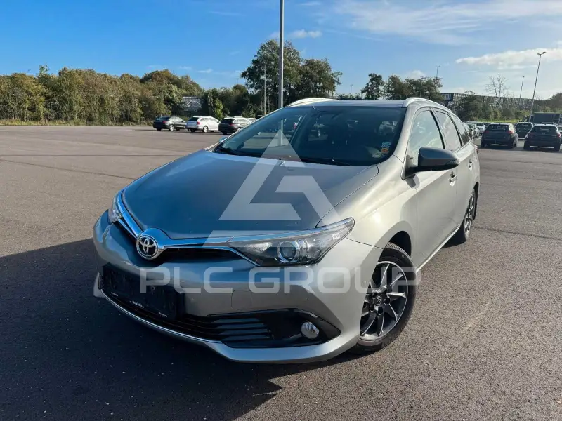 2016 Toyota AURIS