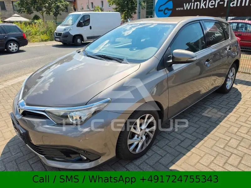 2016 Toyota AURIS
