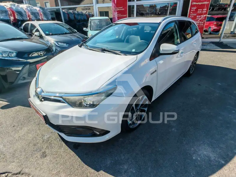 2016 Toyota AURIS