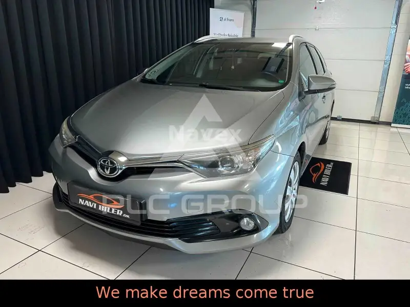 2016 Toyota AURIS