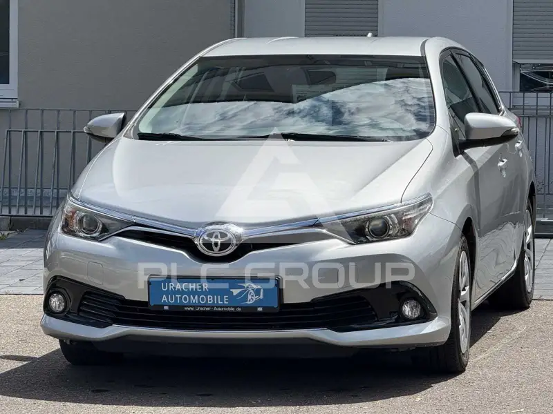 2016 Toyota AURIS