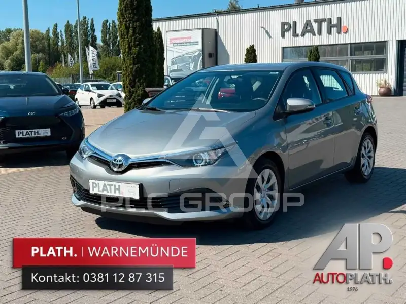 2016 Toyota AURIS