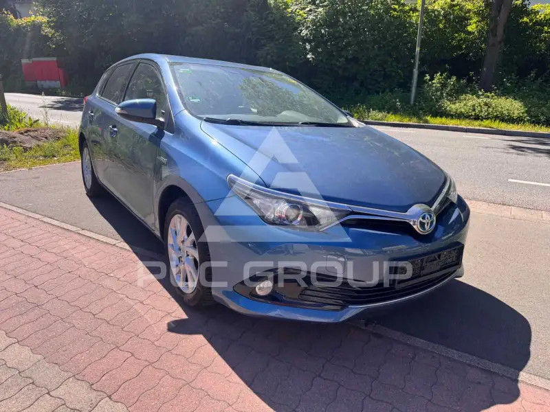 2016 Toyota AURIS