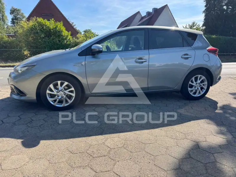 2016 Toyota AURIS