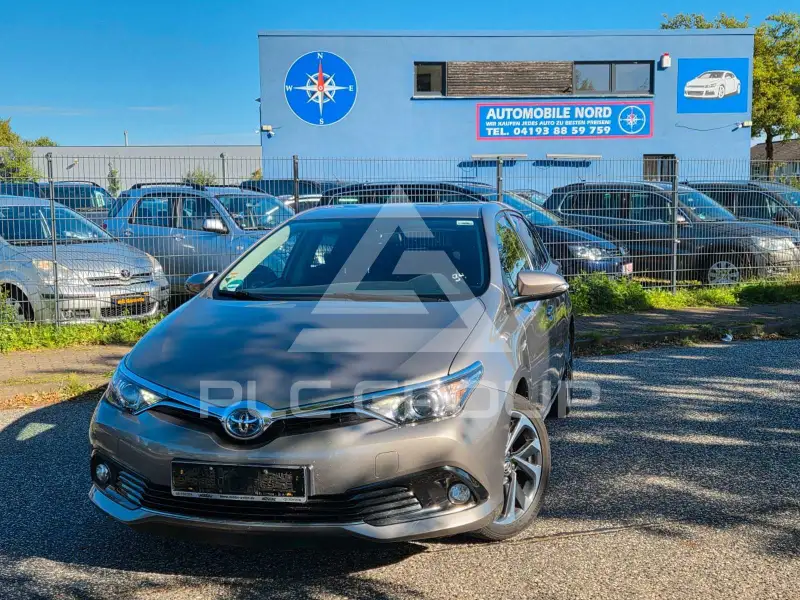 2016 Toyota AURIS