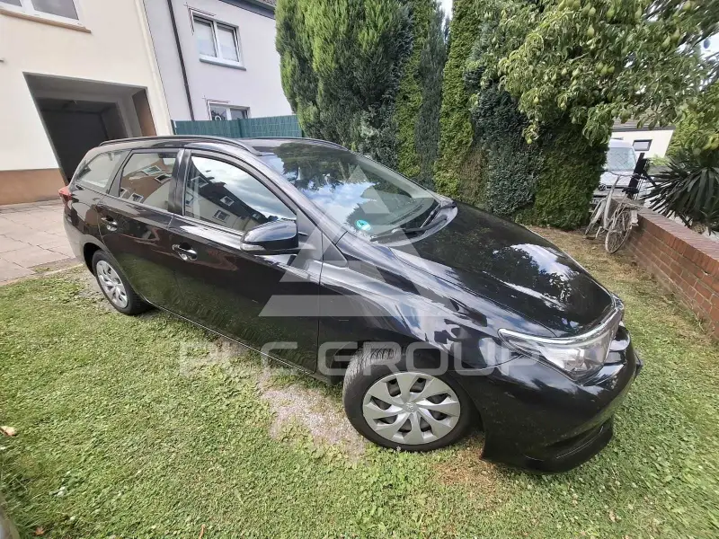 2016 Toyota AURIS