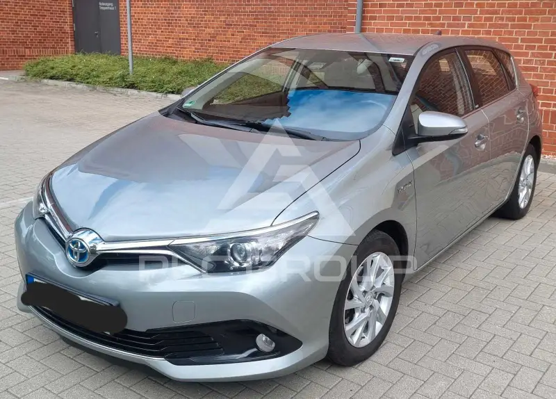 2016 Toyota AURIS
