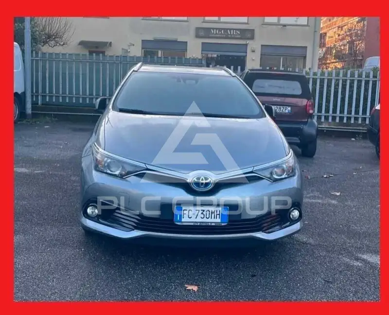 2016 Toyota AURIS