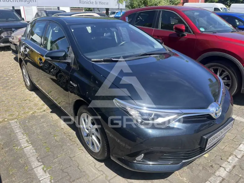 2016 Toyota AURIS