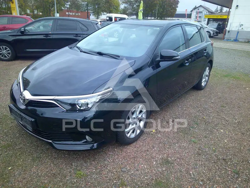 2016 Toyota AURIS