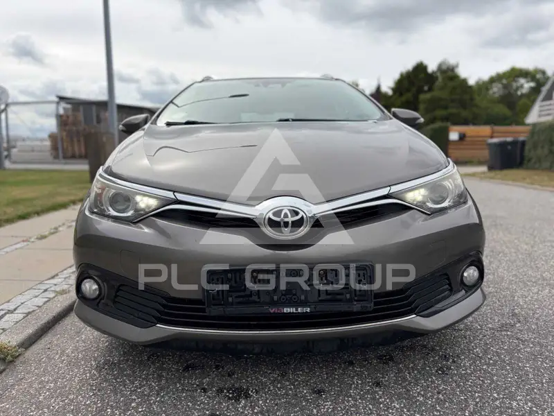 2016 Toyota AURIS
