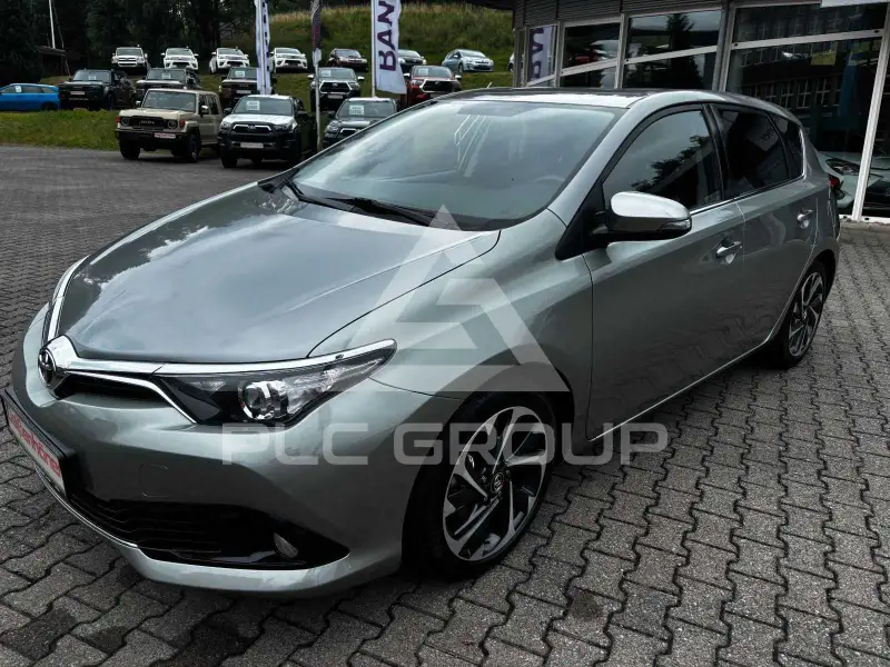 2016 Toyota AURIS