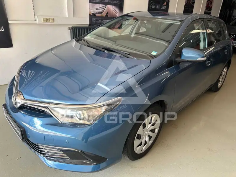 2016 Toyota AURIS