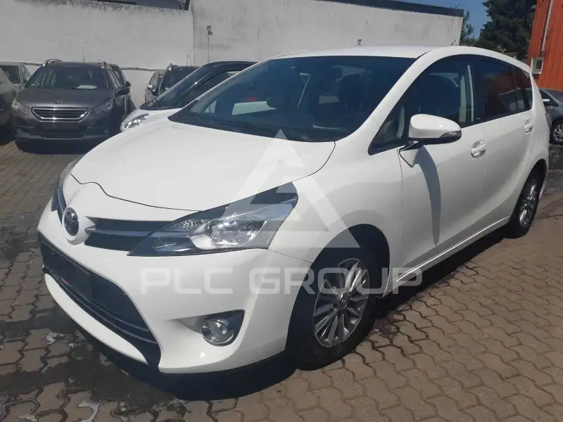 2016 Toyota VERSO