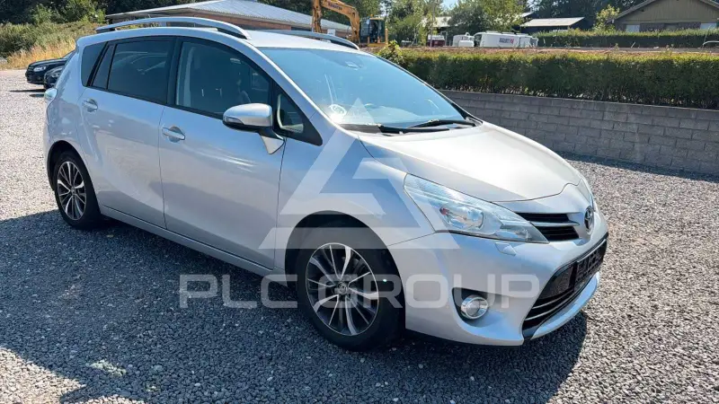 2016 Toyota VERSO
