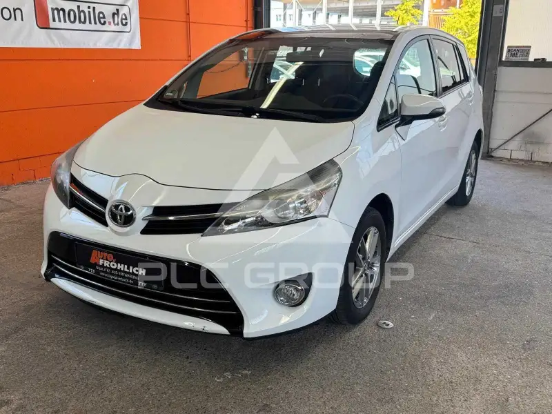 2016 Toyota VERSO