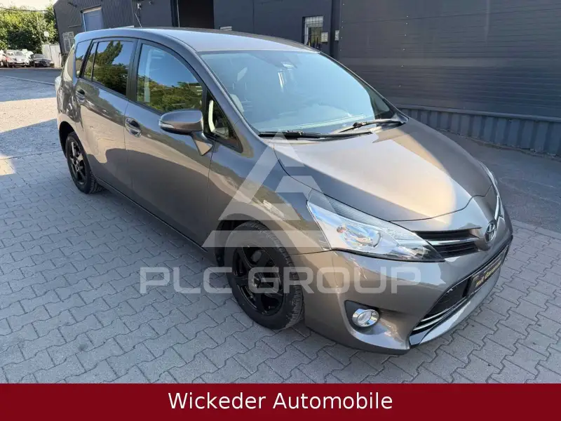 2016 Toyota VERSO