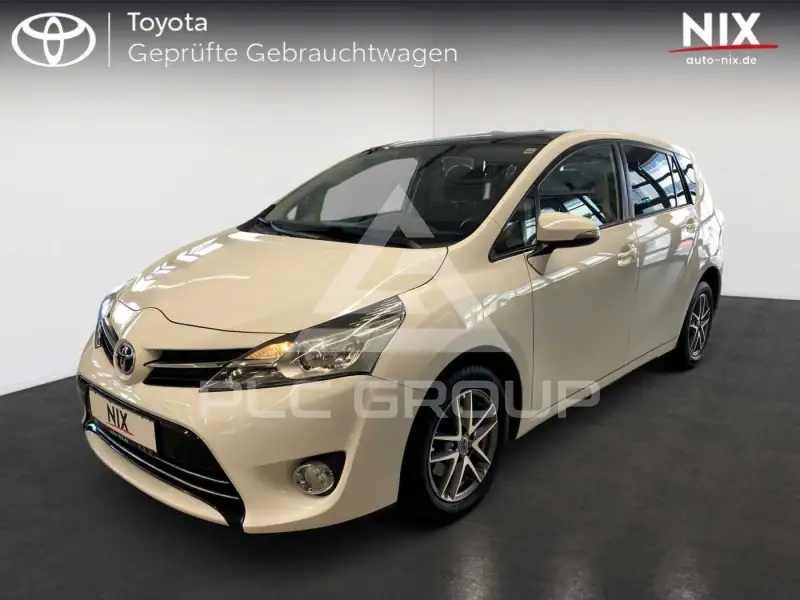 2016 Toyota VERSO