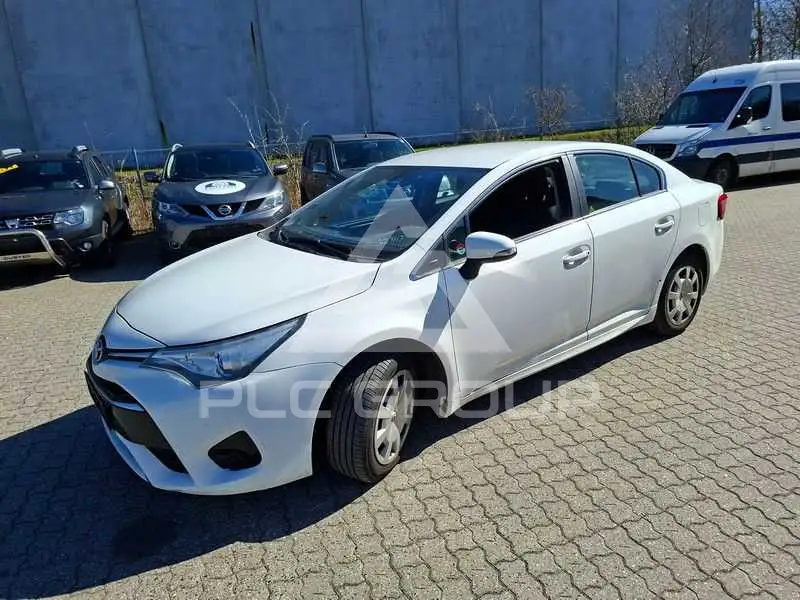 2016 Toyota Avensis