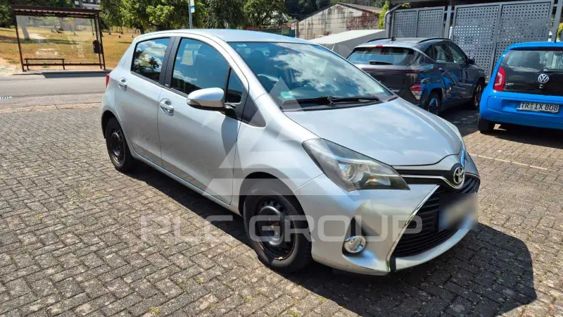 2016 Toyota YARIS