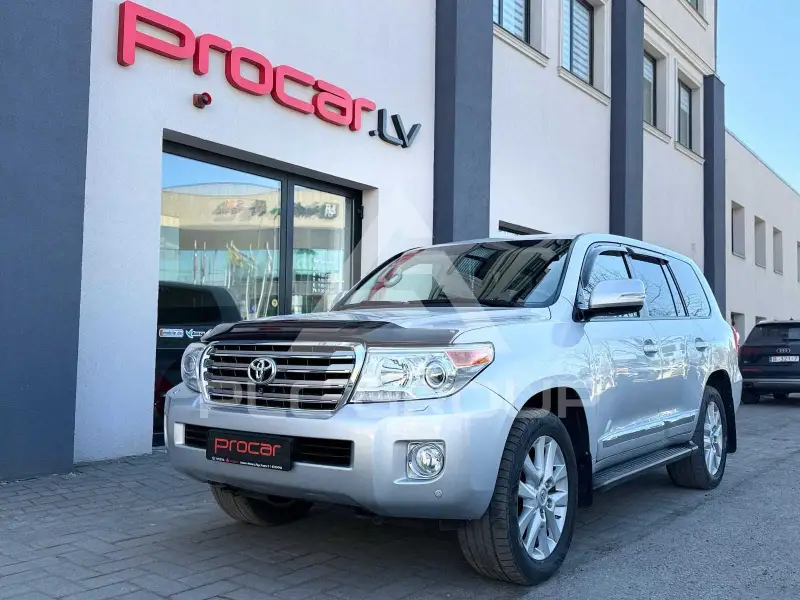 2016 Toyota LAND CRUISER