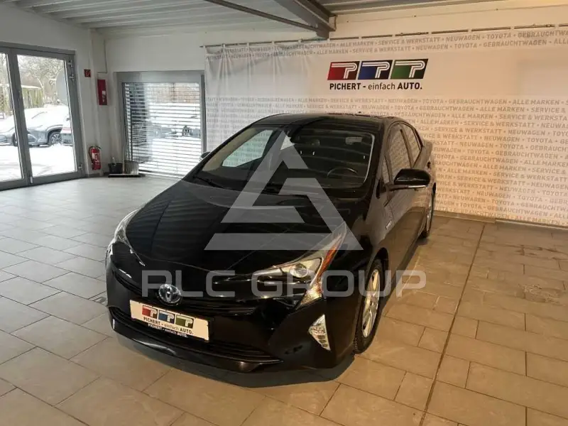 2016 Toyota PRIUS